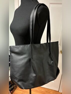 Saks Fifth Avenue Black Faux Leather Tote Bag Large Shoulder Shopper Everyday